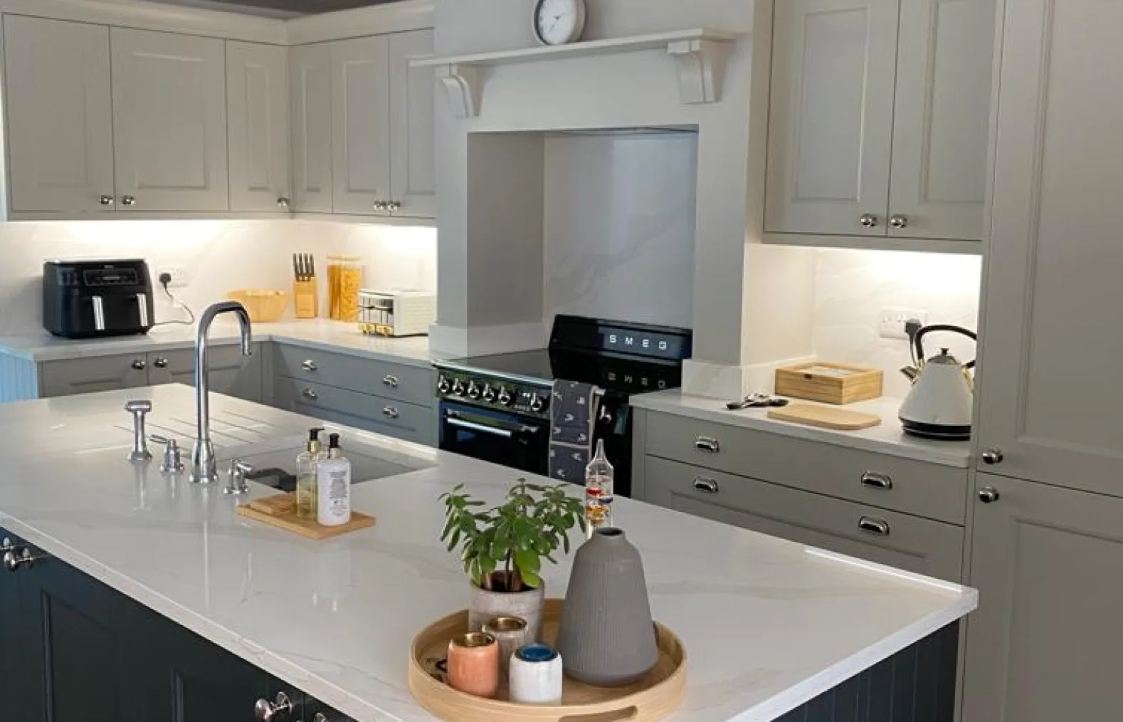 Chippendale Stateley Limestone/Anthracite Project by Superdec